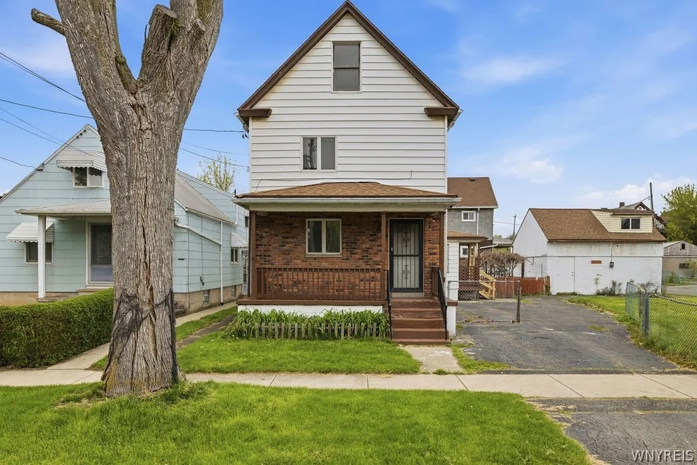 Unit for sale at 2426 Falls Street, Niagara Falls, NY 14303