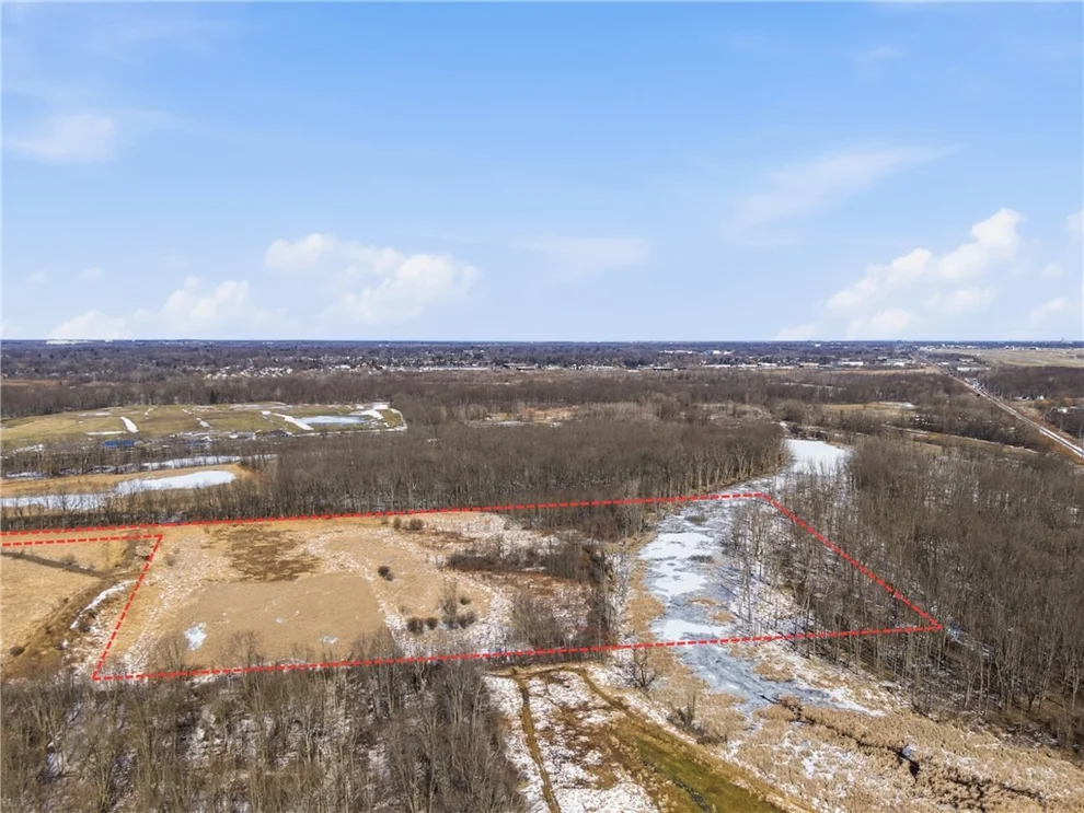 Unit for sale at 535 Ballantyne Road, Chili, NY 14623