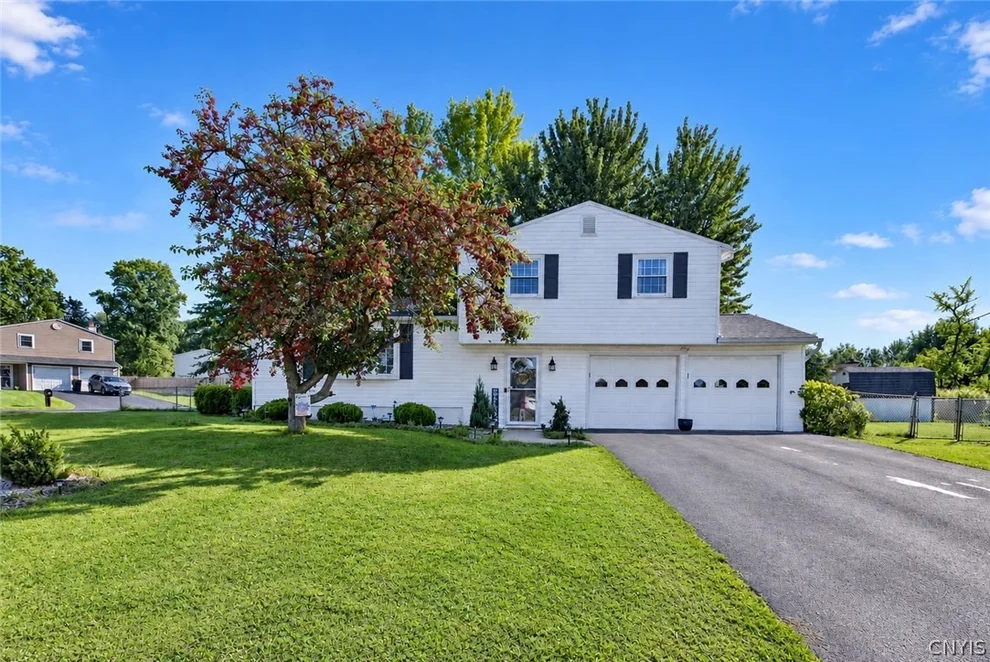 Unit for sale at 8162 Adamello Circle, Clay, NY 13041