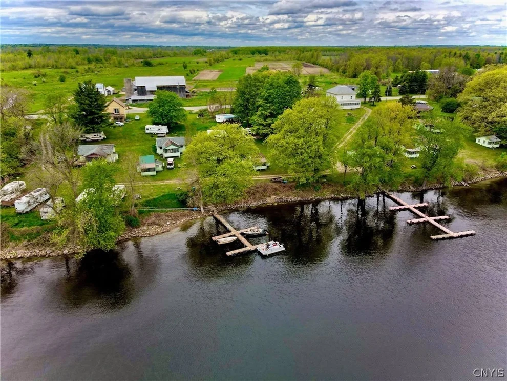 Unit for sale at 2394 6, Hammond, NY 13664