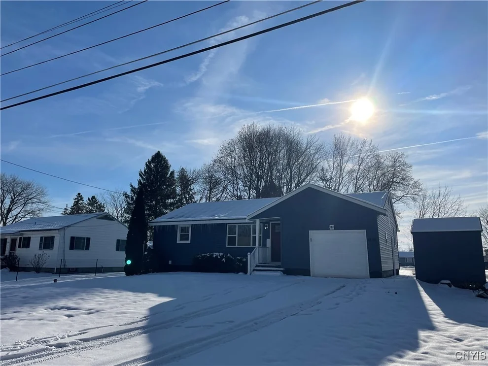 Unit for sale at 5838 Reis Drive, Cicero, NY 13039