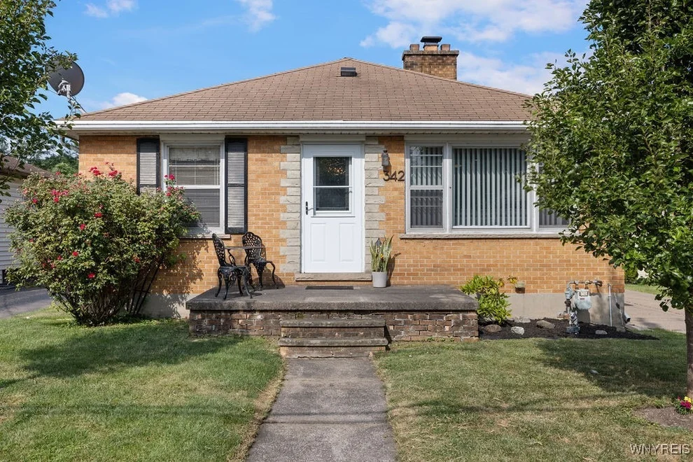 Unit for sale at 342 74th Street, Niagara Falls, NY 14304