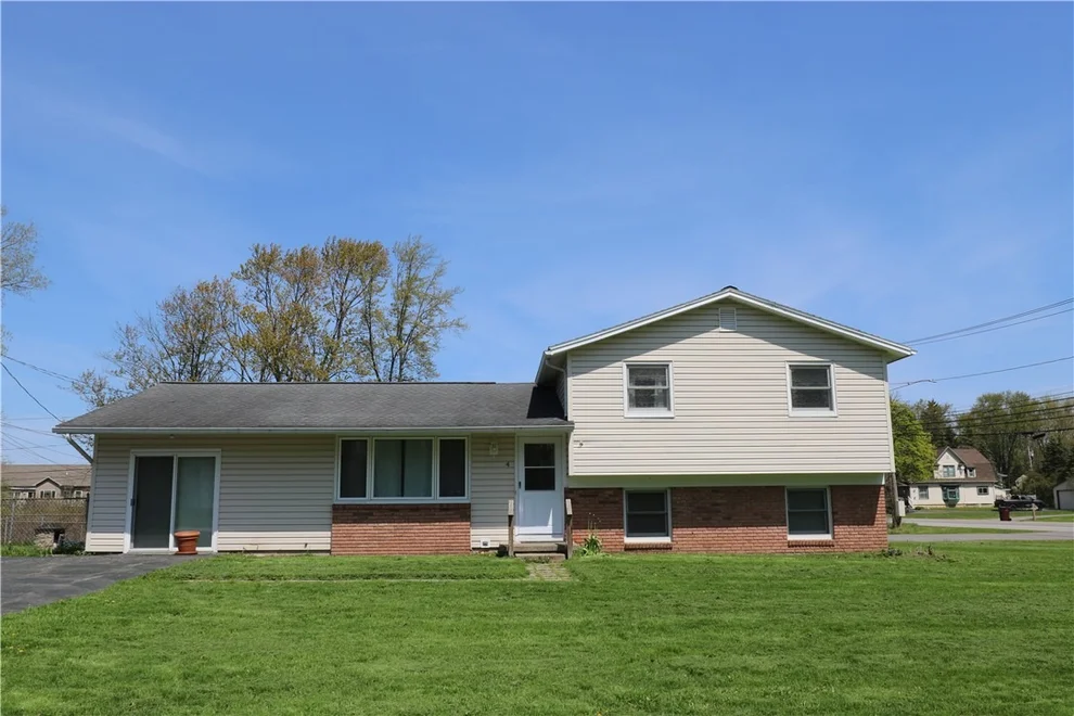 Unit for sale at 4 Mercury Drive, Gates, NY 14624