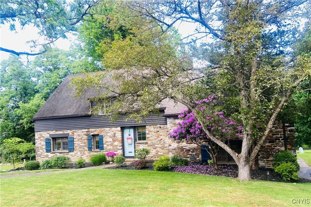 Unit for sale at 1217 Pleasant Street, New Hartford, NY 13501
