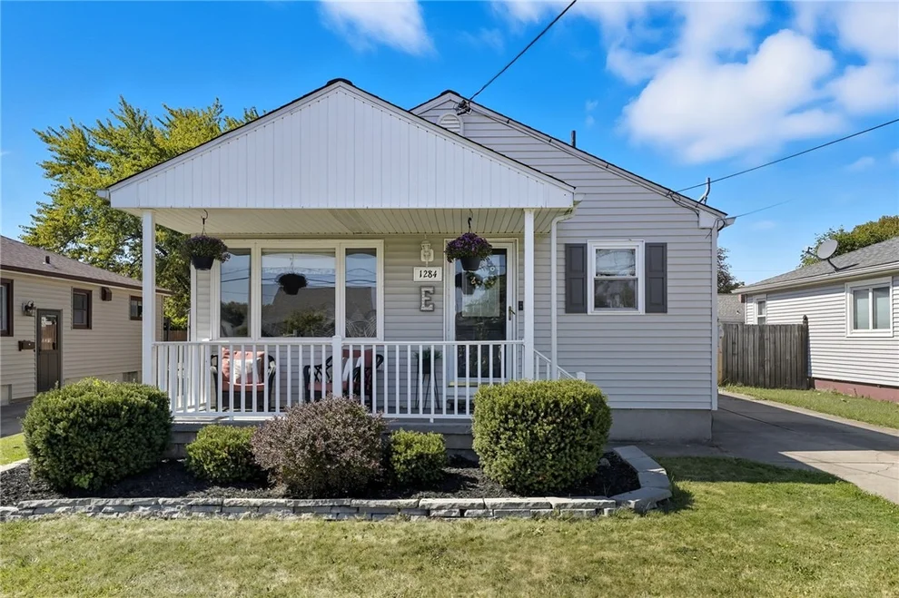 Unit for sale at 1284 92nd Street, Niagara Falls, NY 14304