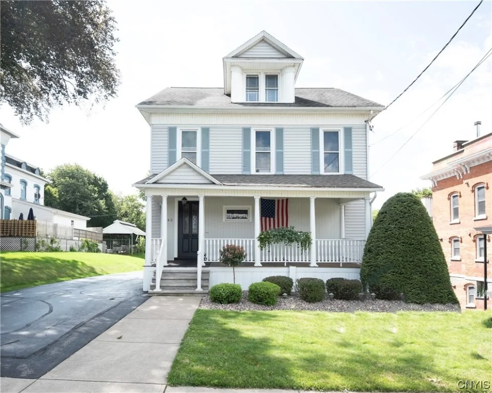 Unit for sale at 42 E Genesee Street, Auburn, NY 13021