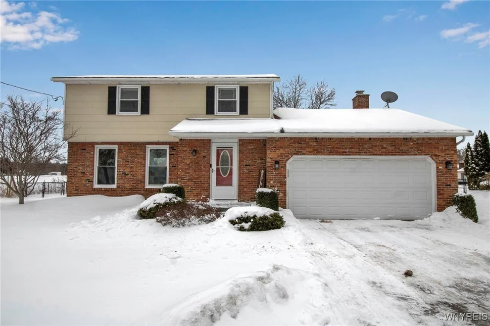 Unit for sale at 1850 Huth Road, Grand Island, NY 14072