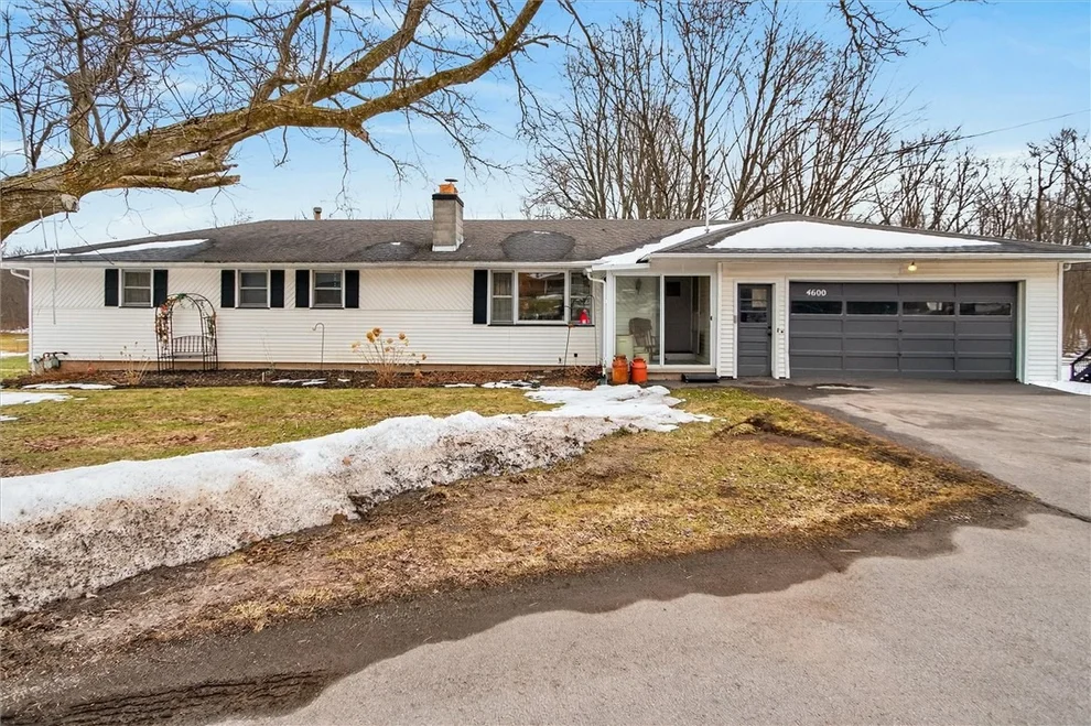 Unit for sale at 4600 Ontario Center Rd, Walworth, NY 14568