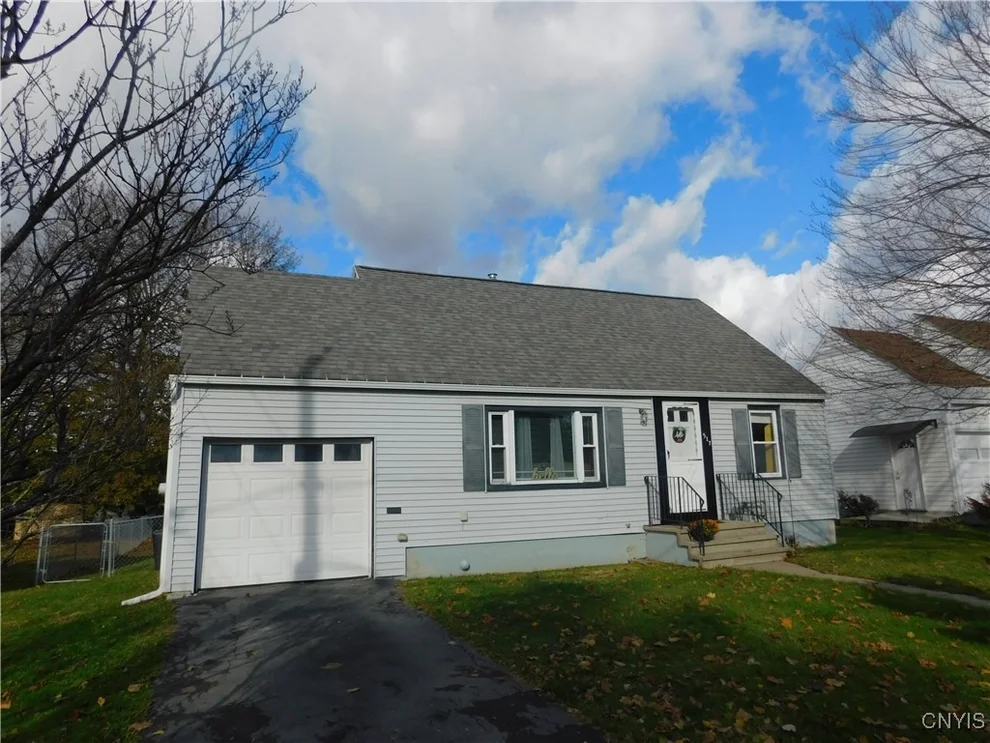 Unit for sale at 517 Coolidge Road, Utica, NY 13502