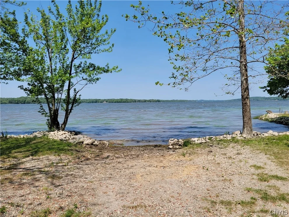 Unit for sale at 754 Foery, Elbridge, NY 13080