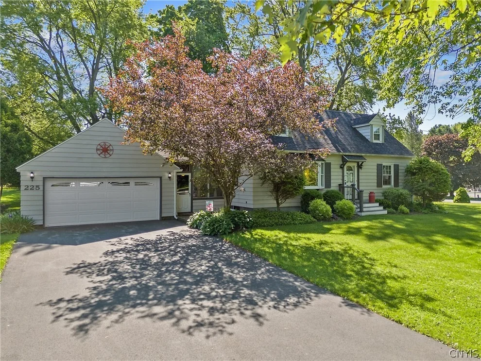 Unit for sale at 225 Kasson Road, Camillus, NY 13031