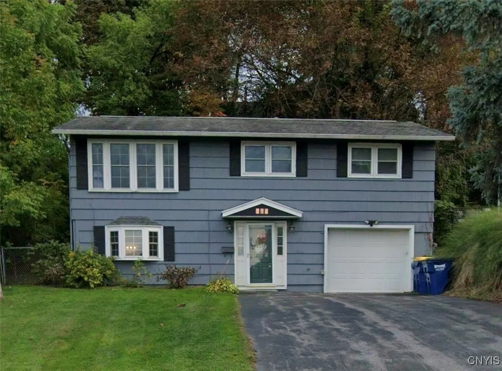 Unit for sale at 310 Gordon Parkway, Camillus, NY 13219