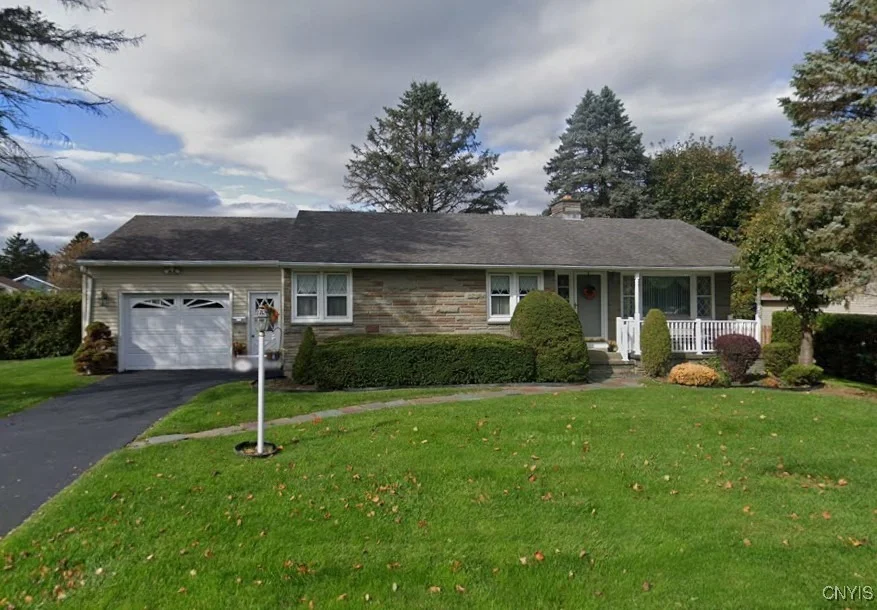 Unit for sale at 303 Washington Drive, New Hartford, NY 13413