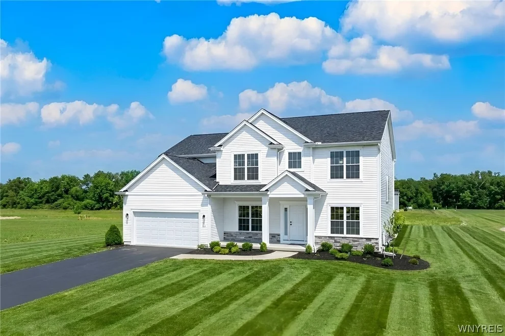 Unit for sale at 6 Fieldstream Lane, Lancaster, NY 14086