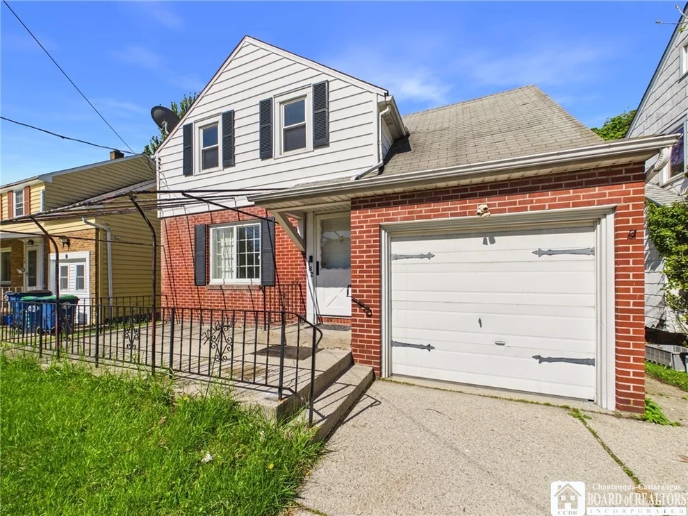 Unit for sale at 182 Springville Avenue, Amherst, NY 14226