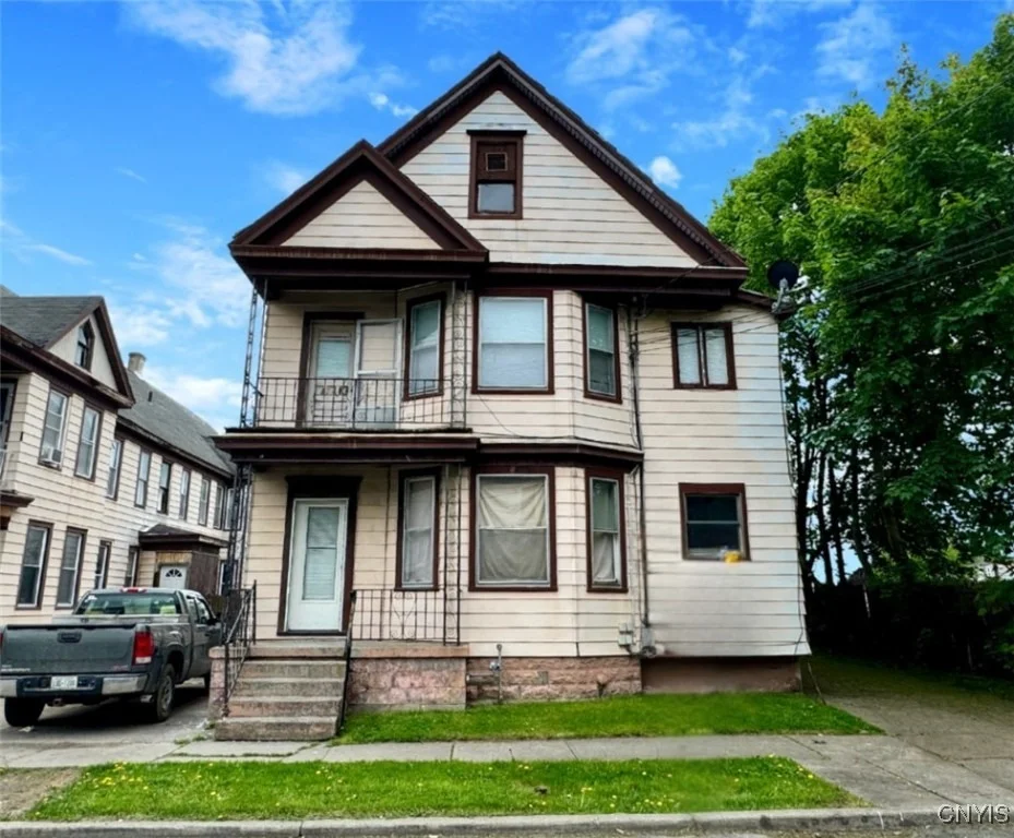 Unit for sale at 1009 George Place, Utica, NY 13501