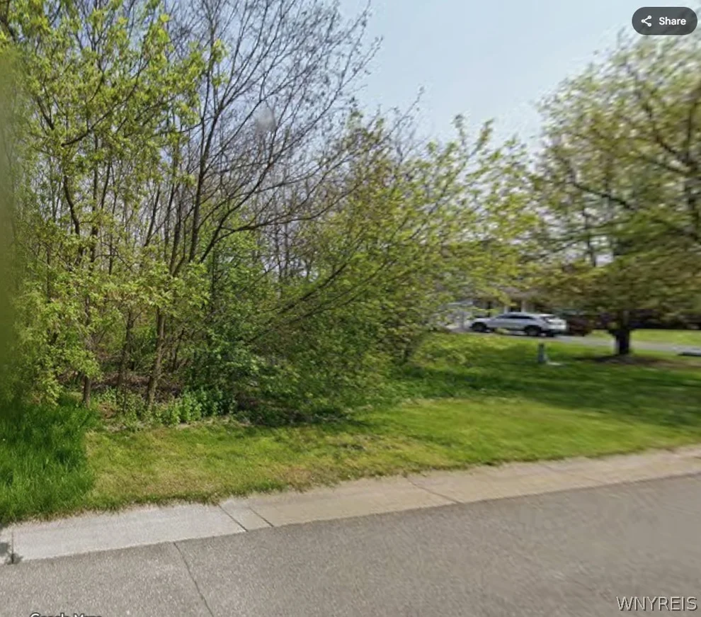 Unit for sale at 5543 Twilight Lane, Lockport Town, NY 14094
