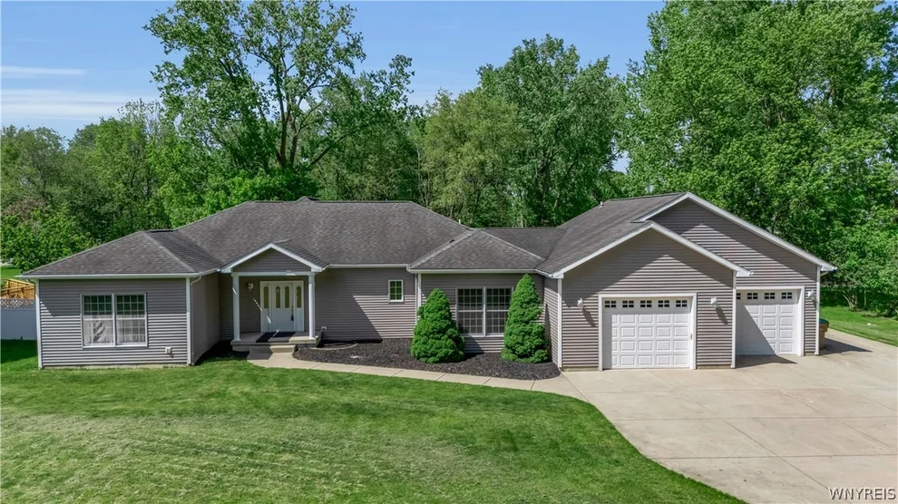 Unit for sale at 1298 Como Park Boulevard, Cheektowaga, NY 14043