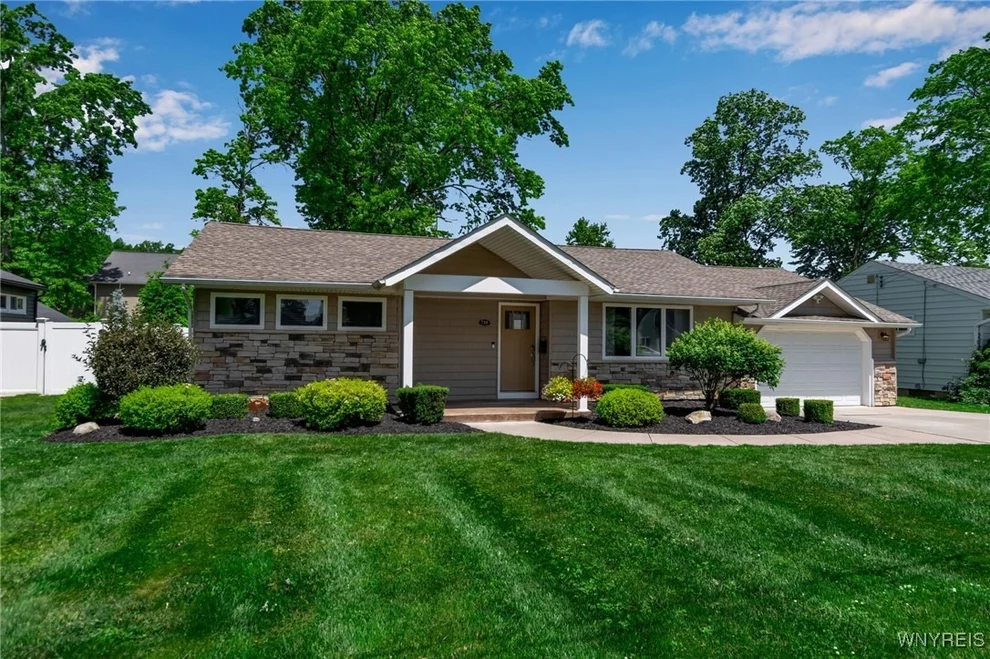 Unit for sale at 710 Oxbow Lane, Lewiston, NY 14092