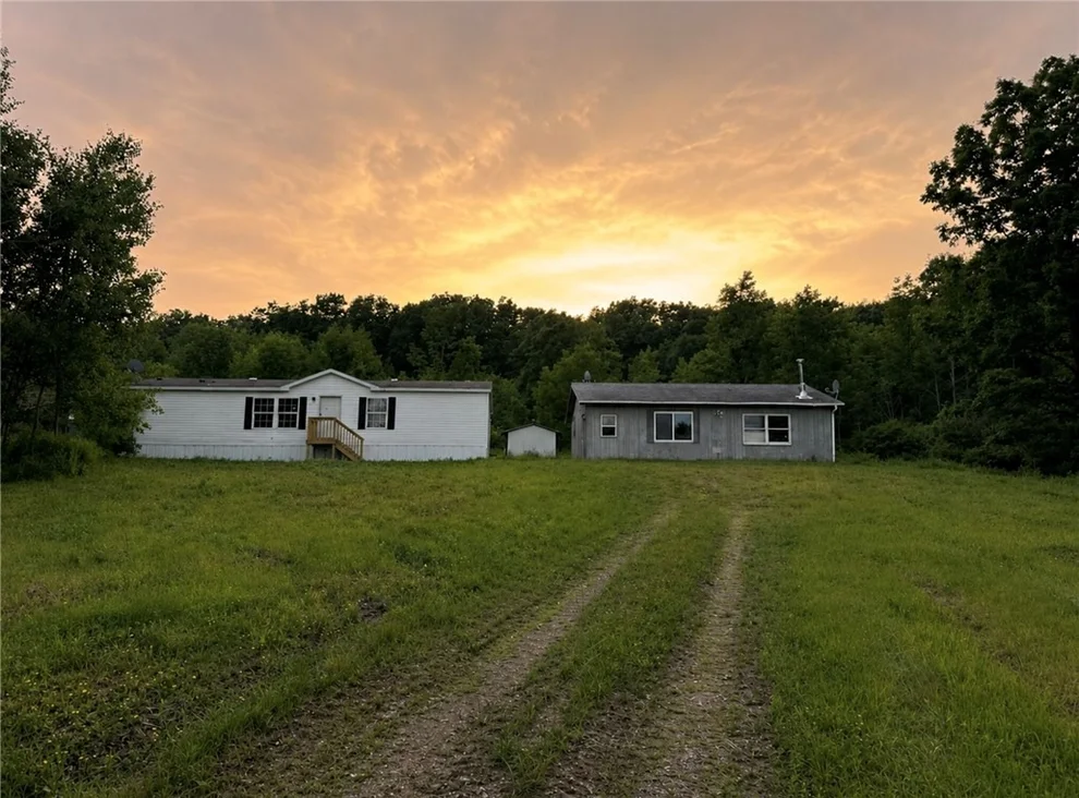 Unit for sale at 3669 Cross Road, Reading, NY 14891