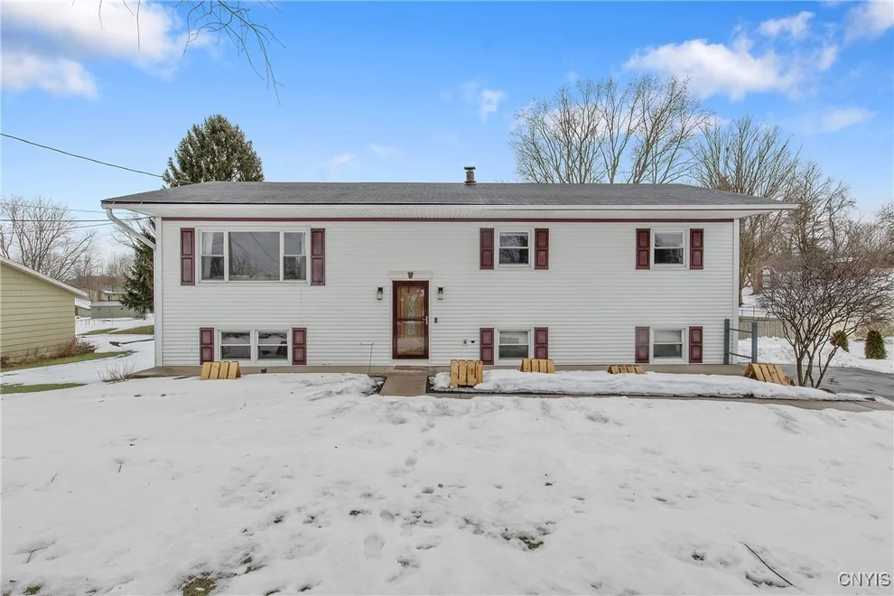 Unit for sale at 2468 Connors Road, Van Buren, NY 13027
