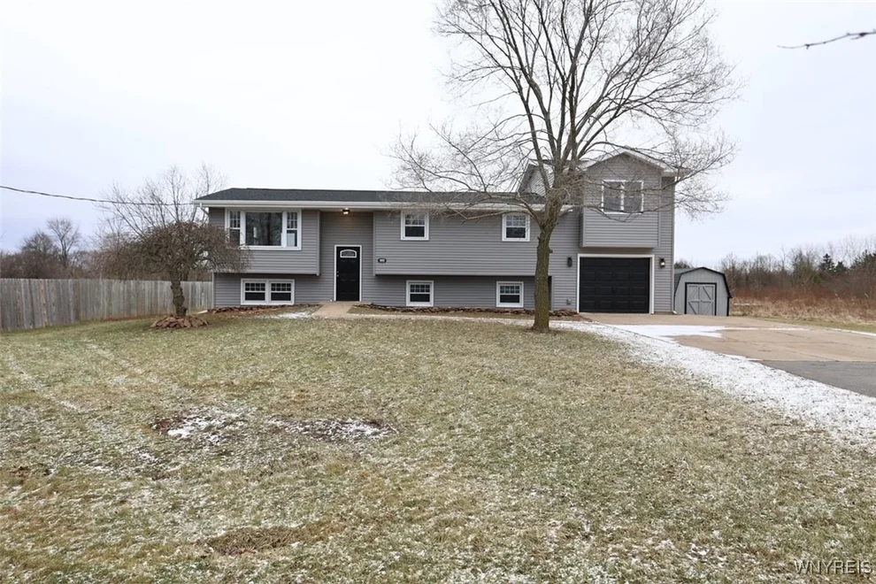 Unit for sale at 4023 Purdy Road, Lockport-Town, NY 14094