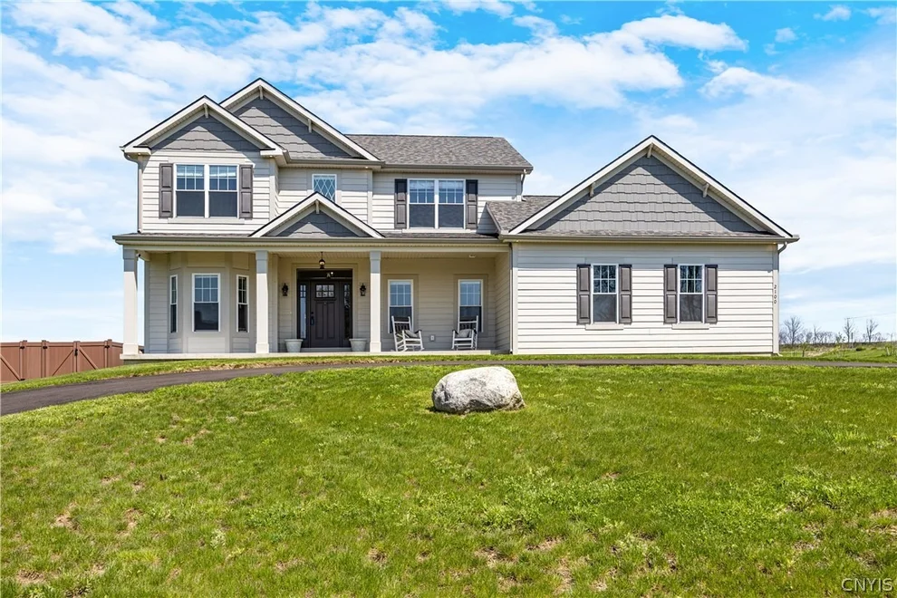 Unit for sale at 2100 Harkins Lane, Lysander, NY 13027