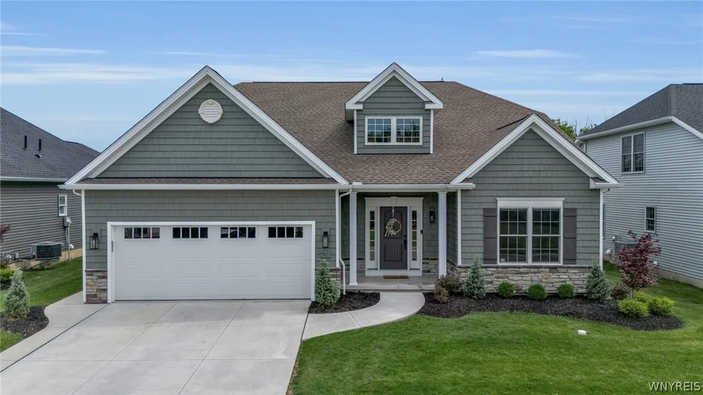 Unit for sale at 9031 Somerset Way, Clarence, NY 14032