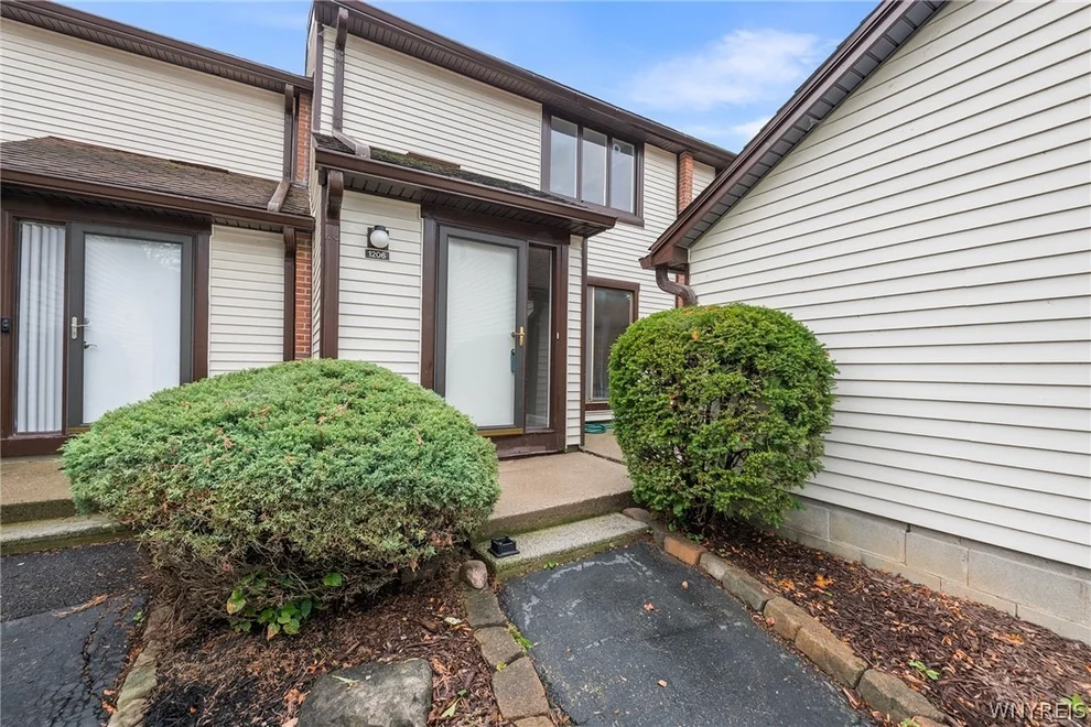 Unit for sale at 1206 Charlesgate Circle, Amherst, NY 14051