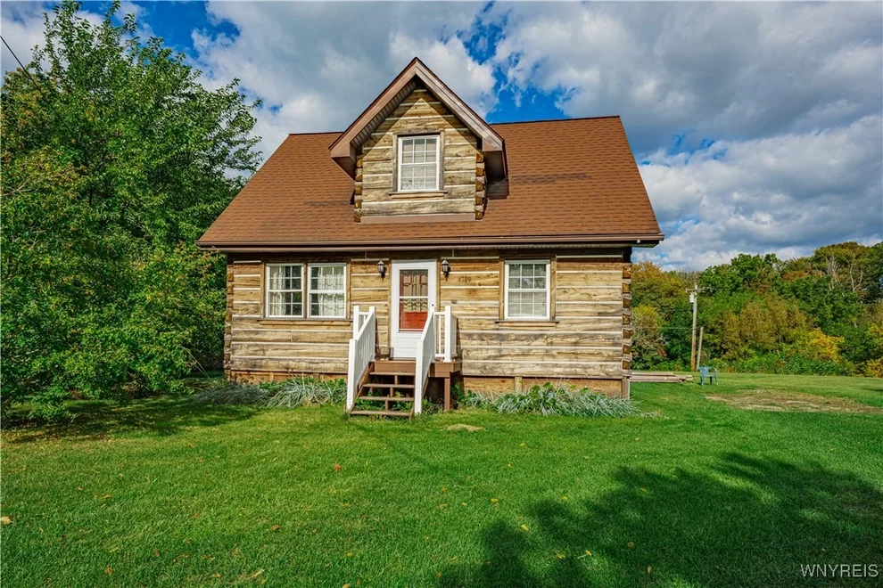 Unit for sale at 4789 E Lake Road, Wilson, NY 14028