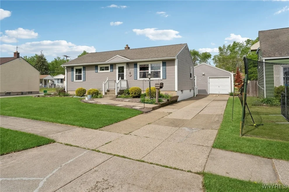 Unit for sale at 38 Mosher Drive, Tonawanda, NY 14150