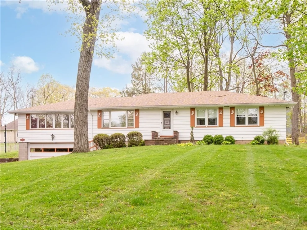 Unit for sale at 340 North Avenue, Avon, NY 14414