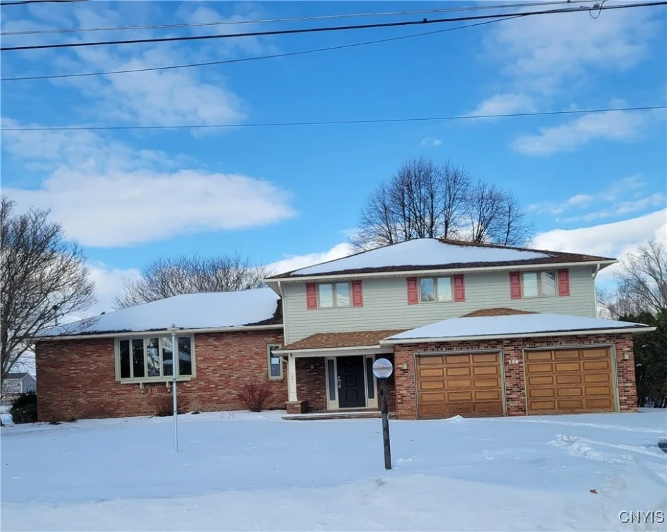 Unit for sale at 106 Victoria Park Drive, Salina, NY 13088