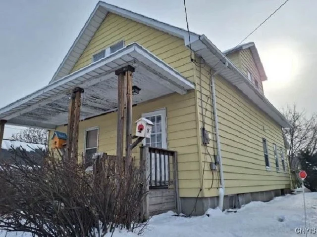Unit for sale at 2 Orford Street, Albany, NY 12205