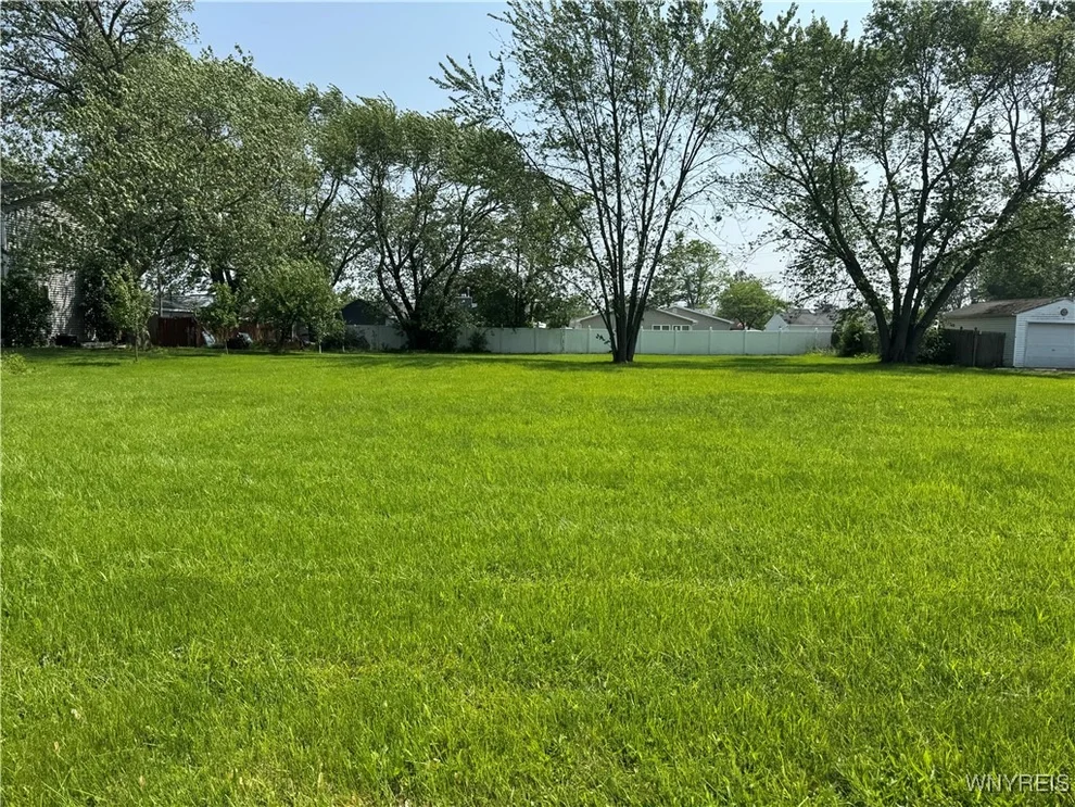 Unit for sale at V/L Creekside Parkway, Niagara, NY 14305