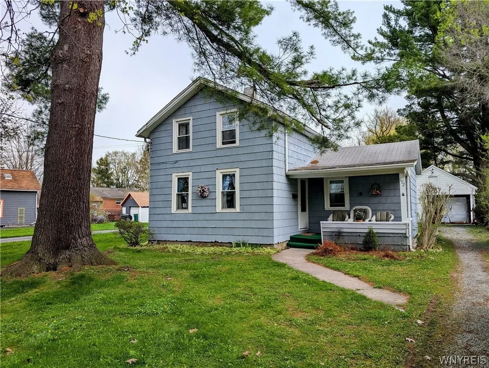 Unit for sale at 192 Oakwood Avenue, Aurora, NY 14052
