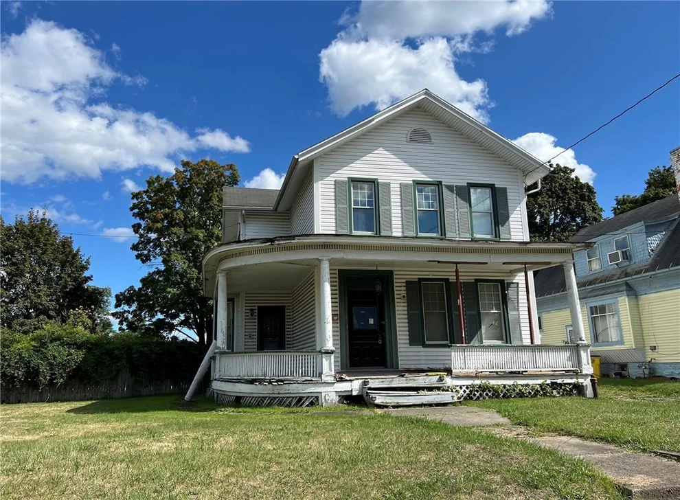 Unit for sale at 385 Pennsylvania Avenue, Elmira City, NY 14904