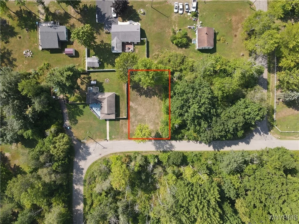 Unit for sale at 529 Roanoke Avenue, Evans, NY 14006