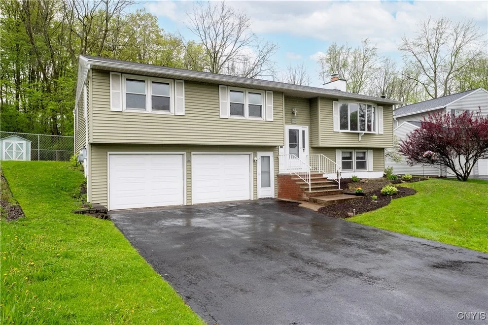 Unit for sale at 7729 W New Hope W, Clay, NY 13090