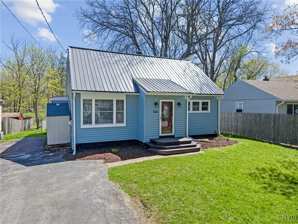 Unit for sale at 306 Hunt Drive, Manlius, NY 13066