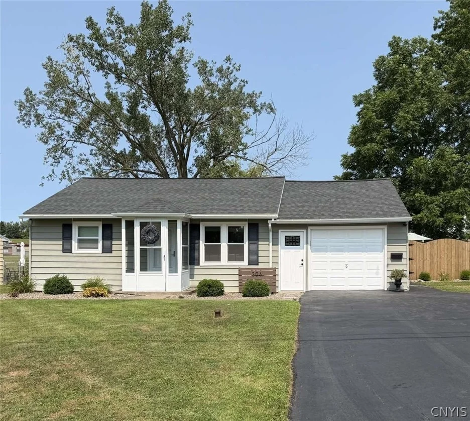 Unit for sale at 306 Gale Avenue, Salina, NY 13088
