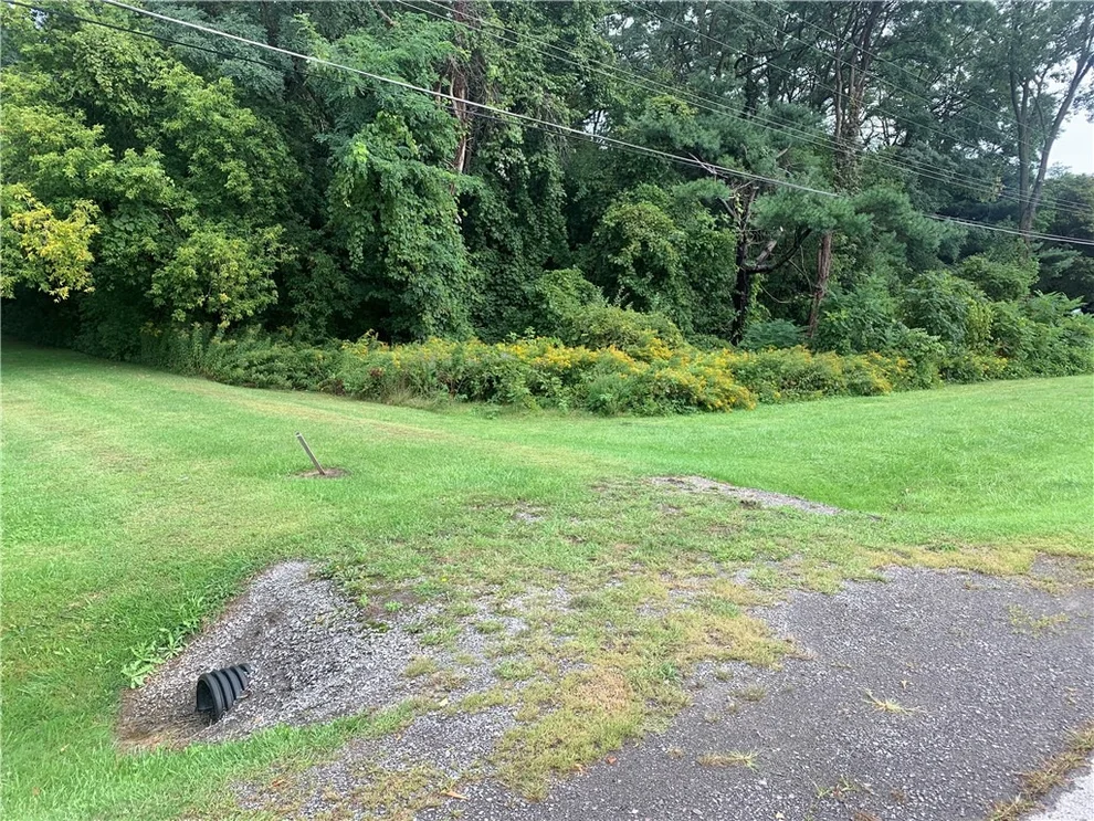 Unit for sale at 13539 State Route 31, Albion, NY 14411