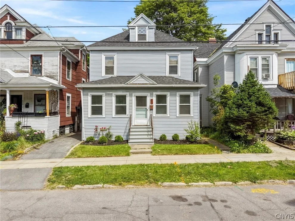 Unit for sale at 522 Tennyson Avenue, Syracuse, NY 13204