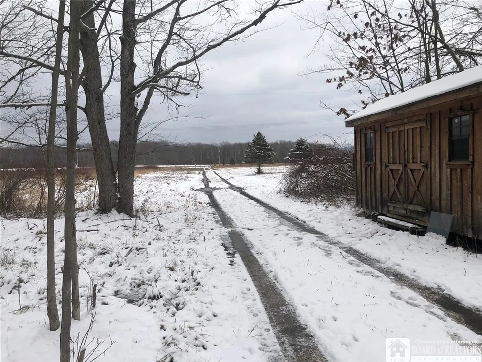 Unit for sale at 447 Hall Road, Kiantone, NY 14701