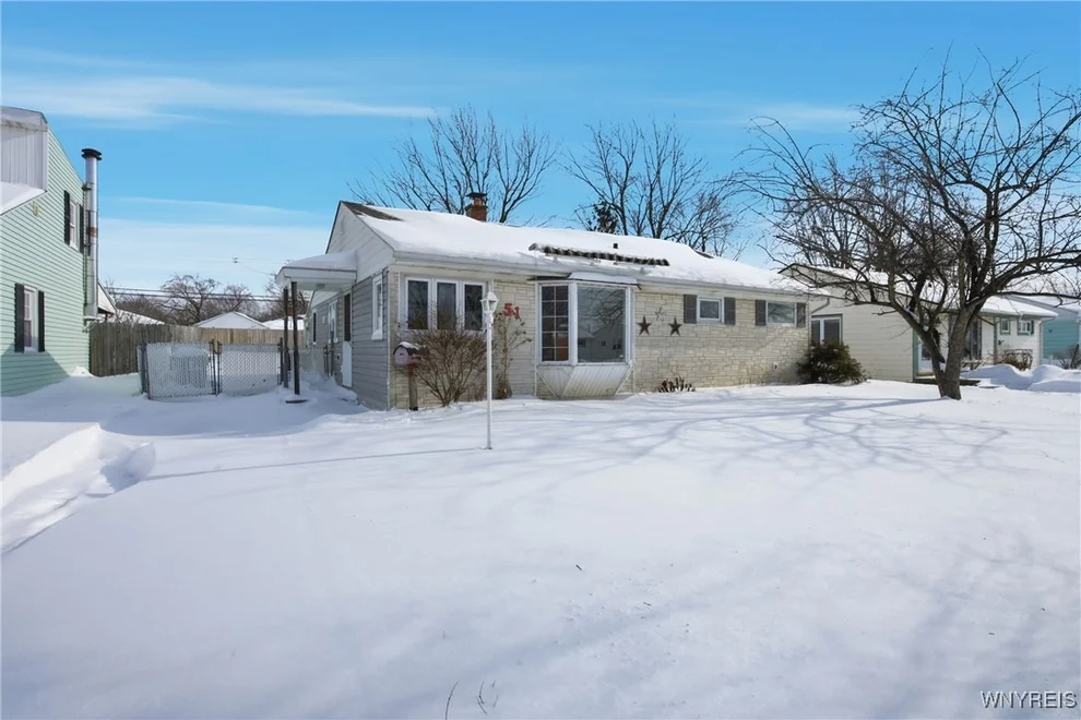 Unit for sale at 51 Conant Drive, Tonawanda, NY 14223