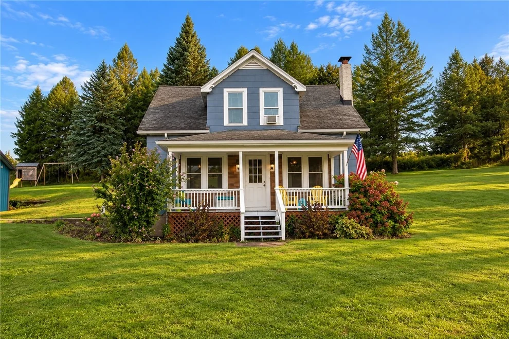 Unit for sale at 3605 Heidenreich Rd, Lyons, NY 14489
