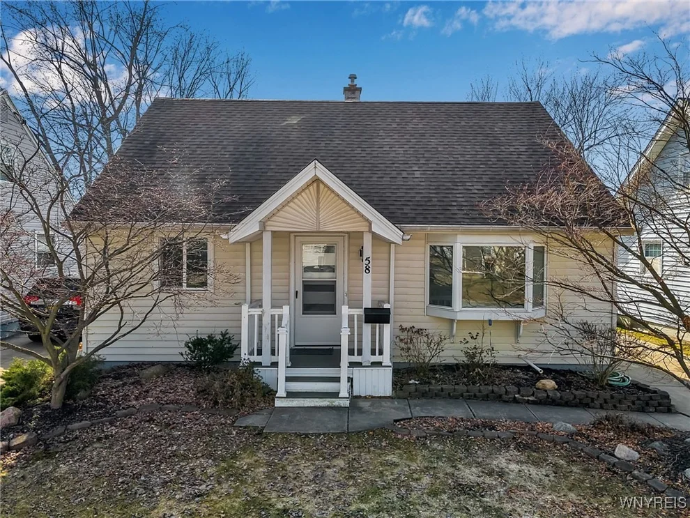 Unit for sale at 58 Nicholas Drive N, Tonawanda-Town, NY 14150