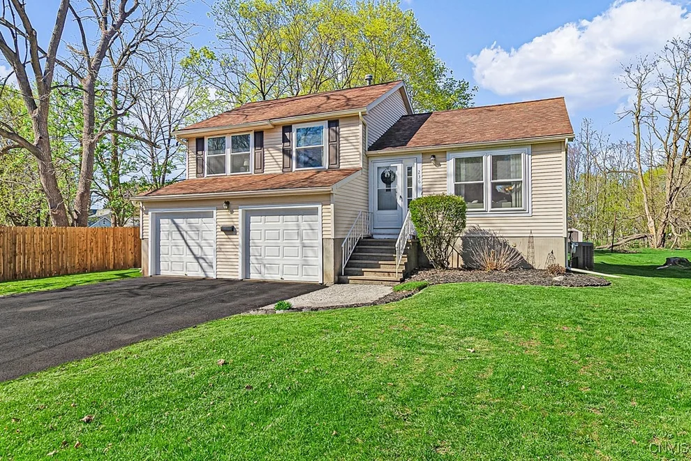 Unit for sale at 236 Thieme Place, Utica, NY 13502