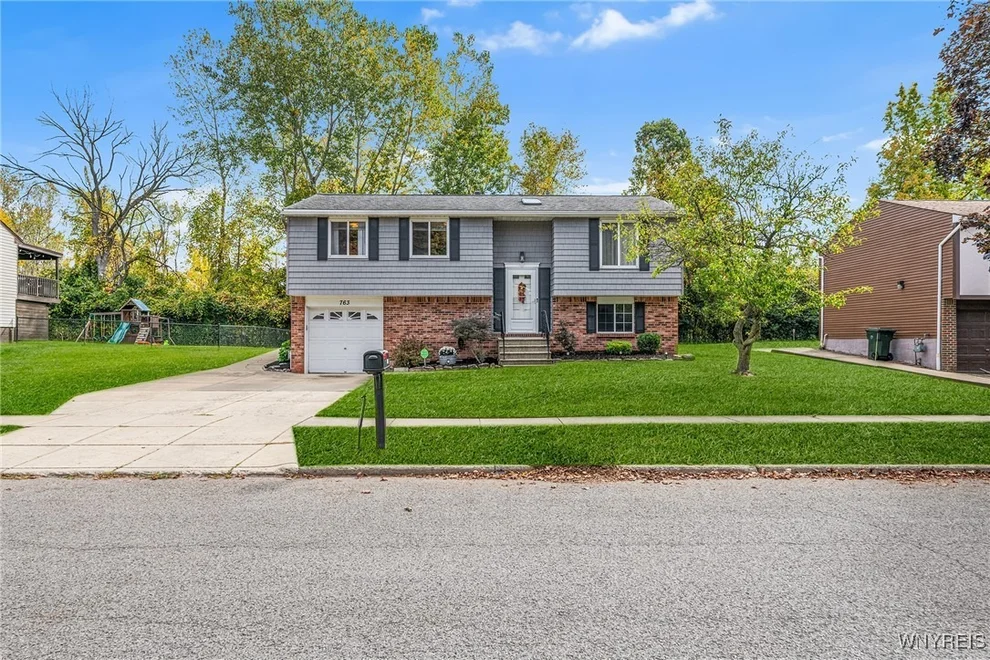 Unit for sale at 763 Fairmont Avenue, North Tonawanda, NY 14120