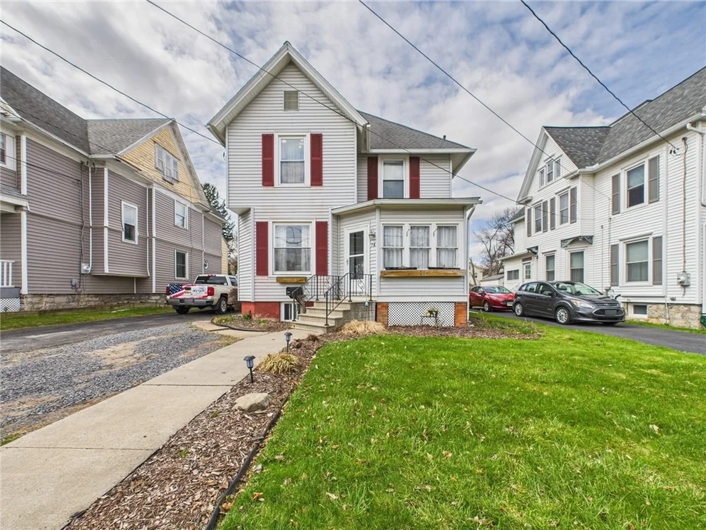 Unit for sale at 74 Oak Street, Geneva City, NY 14456